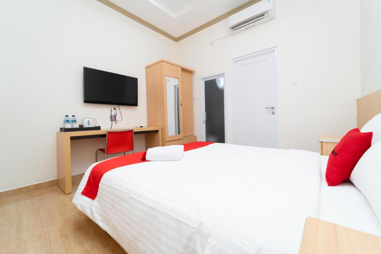 Reddoorz Near Griya Agung Palembang Otel Talang Kelapa Dış mekan fotoğraf